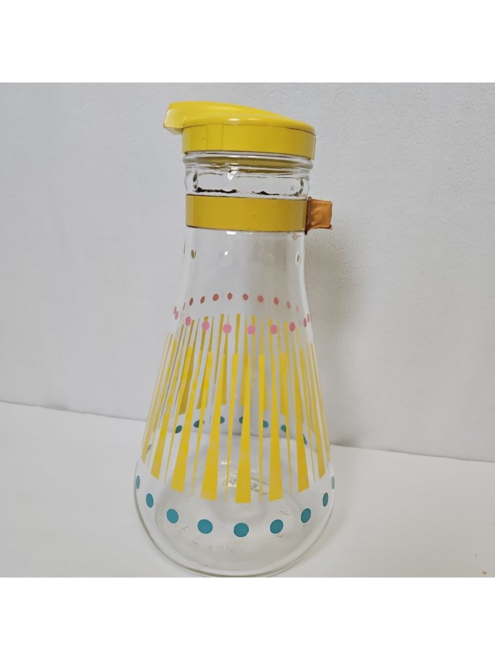 Vtg E-Z Por Atomic Pitcher MCM Glass Carafe Yellow Stripes Blue & Pink Dots READ
